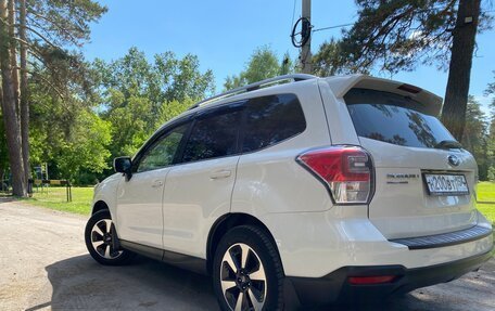 Subaru Forester, 2016 год, 2 210 000 рублей, 15 фотография