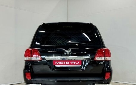 Toyota Land Cruiser 200, 2011 год, 3 199 000 рублей, 4 фотография