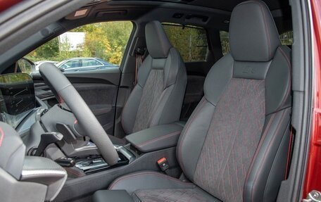 Audi Q5, 2025 год, 10 000 000 рублей, 7 фотография