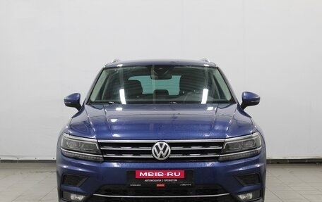 Volkswagen Tiguan II, 2019 год, 2 250 000 рублей, 2 фотография