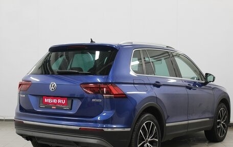 Volkswagen Tiguan II, 2019 год, 2 250 000 рублей, 4 фотография