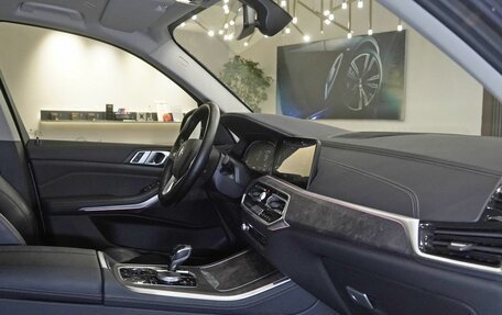 BMW X5, 2019 год, 5 500 000 рублей, 14 фотография