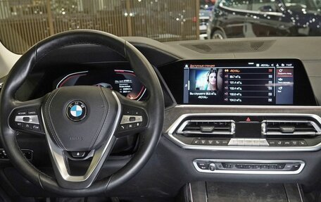 BMW X5, 2019 год, 5 500 000 рублей, 13 фотография
