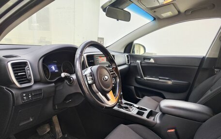 KIA Sportage IV рестайлинг, 2019 год, 1 999 000 рублей, 20 фотография