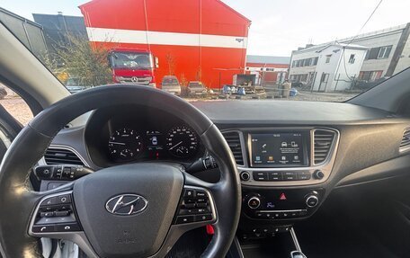 Hyundai Solaris II рестайлинг, 2019 год, 1 350 000 рублей, 13 фотография
