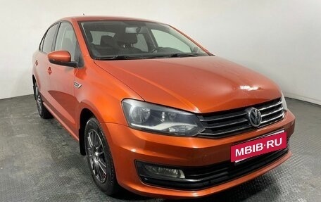 Volkswagen Polo VI (EU Market), 2016 год, 1 050 000 рублей, 3 фотография