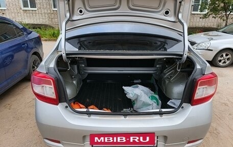 Renault Logan II, 2015 год, 560 000 рублей, 6 фотография