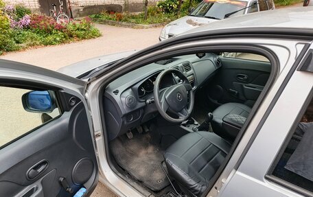 Renault Logan II, 2015 год, 560 000 рублей, 8 фотография