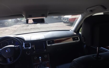 Volkswagen Touareg III, 2012 год, 1 800 000 рублей, 6 фотография