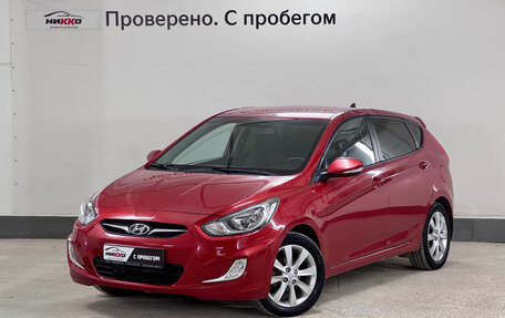 Hyundai Solaris II рестайлинг, 2012 год, 930 000 рублей, 1 фотография