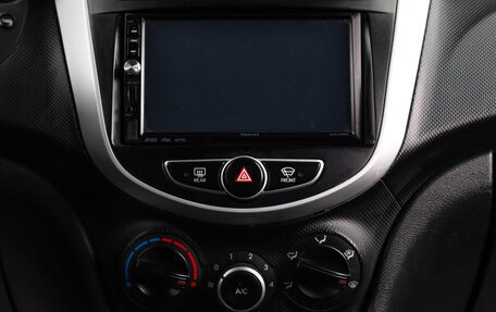 Hyundai Solaris II рестайлинг, 2012 год, 699 000 рублей, 11 фотография