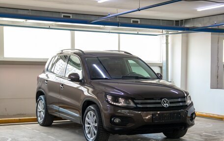 Volkswagen Tiguan I, 2015 год, 1 350 000 рублей, 1 фотография