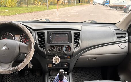 Mitsubishi L200 IV рестайлинг, 2018 год, 2 150 000 рублей, 11 фотография