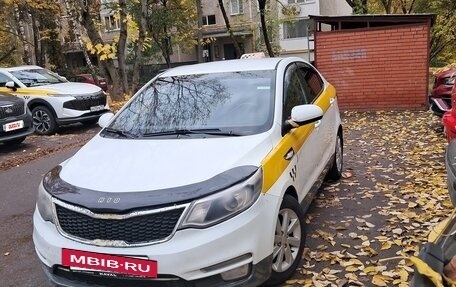 KIA Rio III рестайлинг, 2017 год, 695 000 рублей, 2 фотография