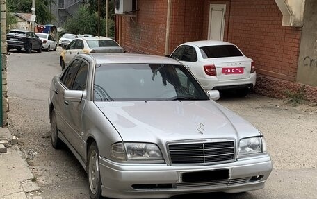 Mercedes-Benz C-Класс, 1995 год, 430 000 рублей, 1 фотография