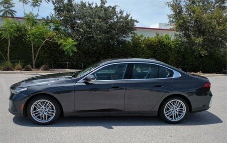 BMW 5 серия, 2025 год, 5 543 000 рублей, 7 фотография