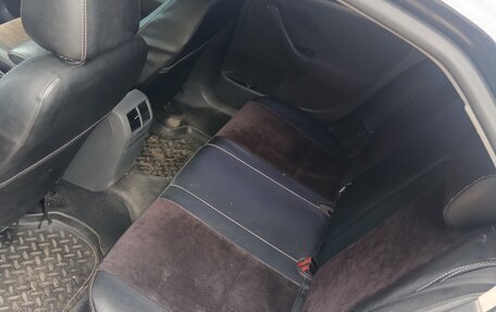 Volkswagen Jetta VI, 2007 год, 560 000 рублей, 3 фотография