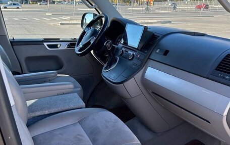 Volkswagen Multivan T5, 2012 год, 2 450 000 рублей, 10 фотография