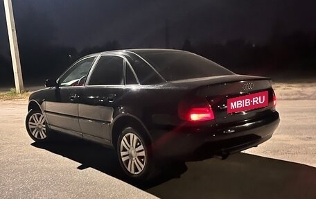 Audi A4, 1998 год, 400 000 рублей, 3 фотография