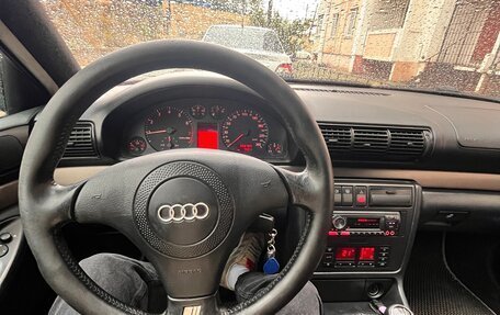 Audi A4, 1998 год, 400 000 рублей, 10 фотография
