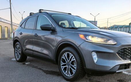 Ford Escape, 2021 год, 1 800 000 рублей, 2 фотография