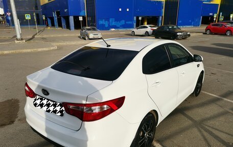 KIA Rio III рестайлинг, 2013 год, 850 000 рублей, 3 фотография