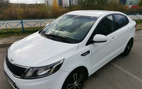 KIA Rio III рестайлинг, 2013 год, 850 000 рублей, 7 фотография