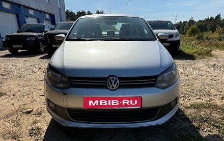 Volkswagen Polo VI (EU Market), 2011 год, 500 000 рублей, 2 фотография