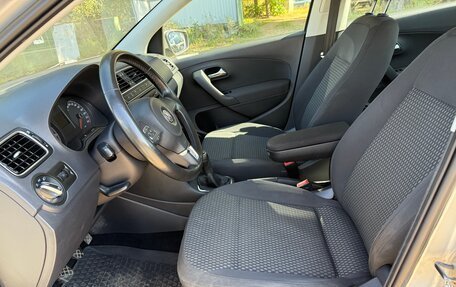Volkswagen Polo VI (EU Market), 2011 год, 500 000 рублей, 9 фотография