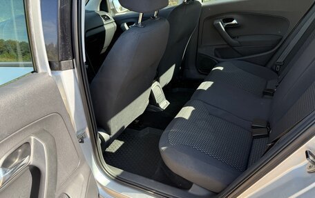 Volkswagen Polo VI (EU Market), 2011 год, 500 000 рублей, 10 фотография