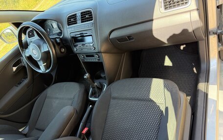 Volkswagen Polo VI (EU Market), 2011 год, 500 000 рублей, 12 фотография
