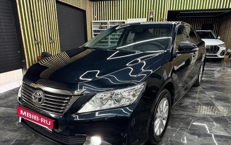 Toyota Camry, 2013 год, 1 900 000 рублей, 6 фотография