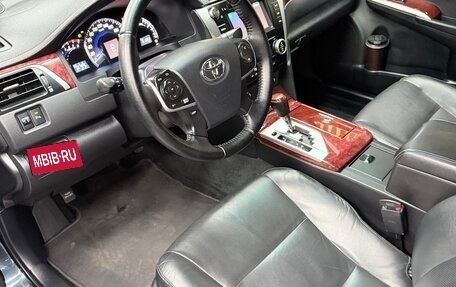 Toyota Camry, 2013 год, 1 900 000 рублей, 14 фотография