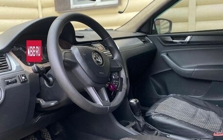 Skoda Rapid I, 2018 год, 700 000 рублей, 3 фотография