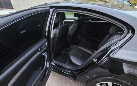Volkswagen Passat B8 рестайлинг, 2015 год, 1 600 000 рублей, 9 фотография