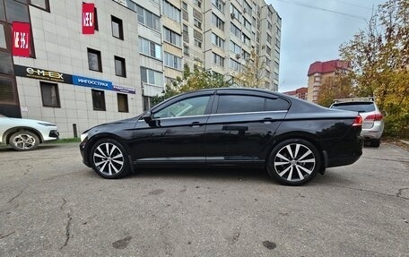Volkswagen Passat B8 рестайлинг, 2015 год, 1 600 000 рублей, 7 фотография