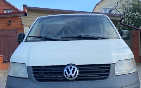 Volkswagen Transporter T5 рестайлинг, 2008 год, 745 000 рублей, 2 фотография