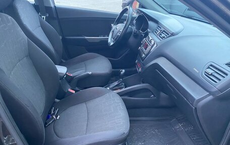 KIA Rio III рестайлинг, 2015 год, 995 000 рублей, 12 фотография