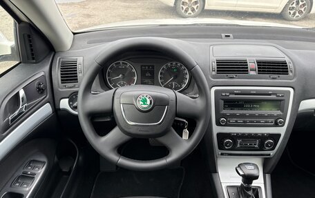 Skoda Octavia, 2011 год, 965 000 рублей, 16 фотография