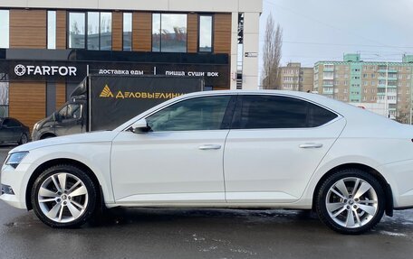 Skoda Superb III рестайлинг, 2018 год, 2 200 000 рублей, 1 фотография