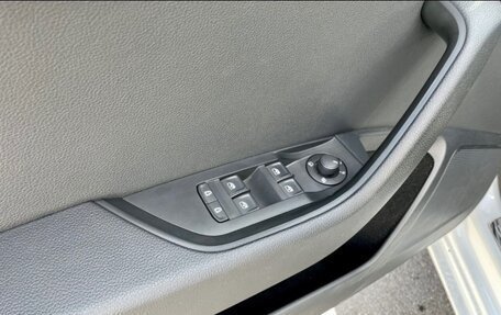 Skoda Superb III рестайлинг, 2018 год, 2 200 000 рублей, 7 фотография