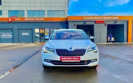 Skoda Superb III рестайлинг, 2018 год, 2 200 000 рублей, 4 фотография