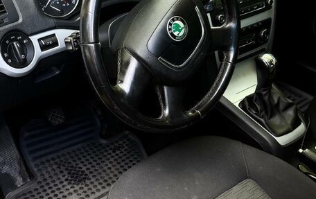 Skoda Octavia, 2010 год, 1 000 000 рублей, 8 фотография