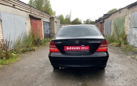 Mercedes-Benz C-Класс, 2005 год, 550 000 рублей, 4 фотография