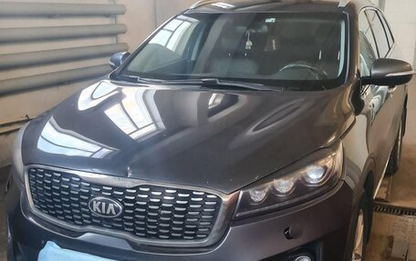 KIA Sorento III Prime рестайлинг, 2018 год, 1 900 000 рублей, 1 фотография