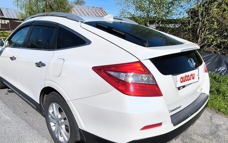 Honda Crosstour I рестайлинг, 2013 год, 1 670 000 рублей, 3 фотография