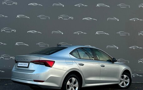 Skoda Octavia IV, 2021 год, 2 420 100 рублей, 2 фотография