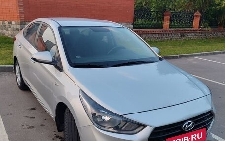 Hyundai Solaris II рестайлинг, 2018 год, 1 299 000 рублей, 5 фотография