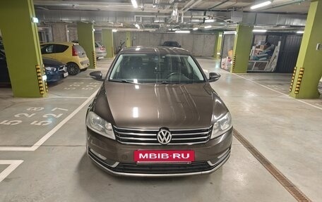 Volkswagen Passat B7, 2012 год, 1 000 000 рублей, 2 фотография