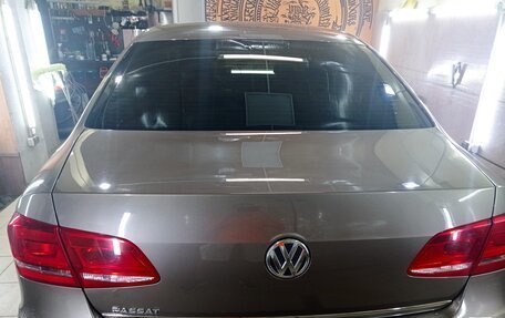 Volkswagen Passat B7, 2011 год, 1 000 000 рублей, 4 фотография